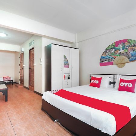 Oyo 963 Sunshine Guesthouse Pattaya Εξωτερικό φωτογραφία