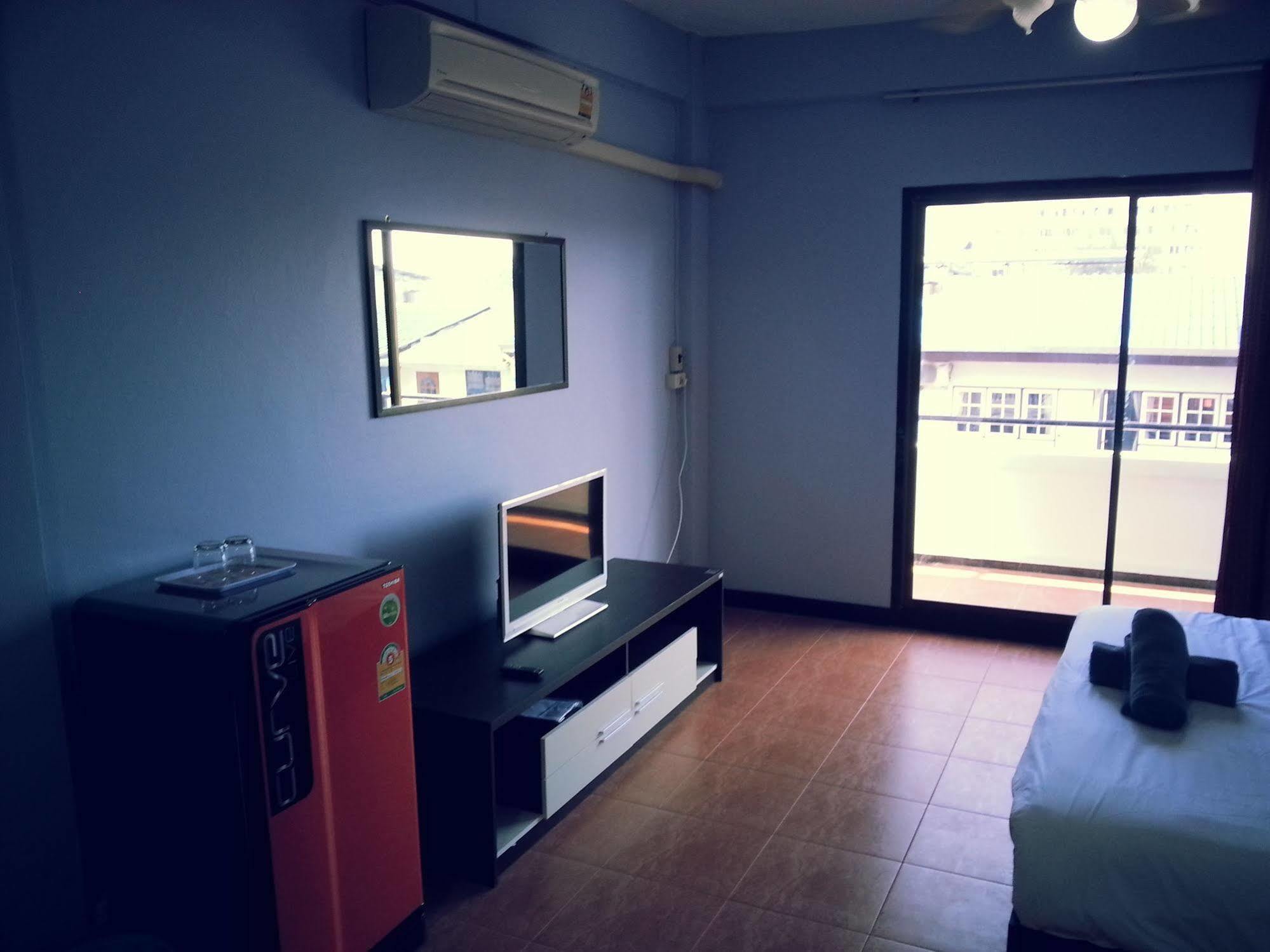 Oyo 963 Sunshine Guesthouse Pattaya Εξωτερικό φωτογραφία