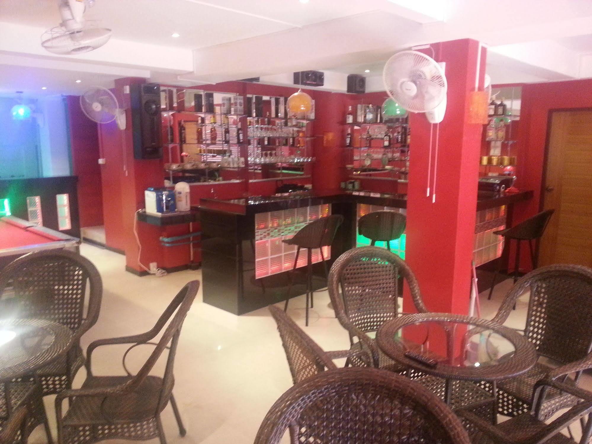 Oyo 963 Sunshine Guesthouse Pattaya Εξωτερικό φωτογραφία